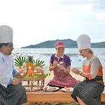 Tri Trang Beach Resort