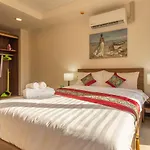 Naiharn Sea Condo By Holy Cow, 1-Br, Mountain View