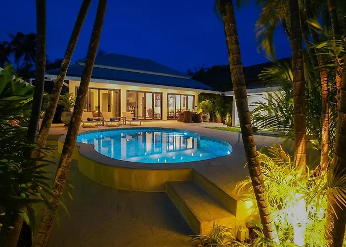 Amazing Pool Villa, 2 Bedrooms Nai Harn Beach