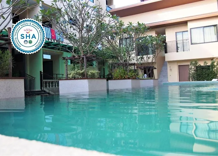 The Wave Hotel Patong Sha