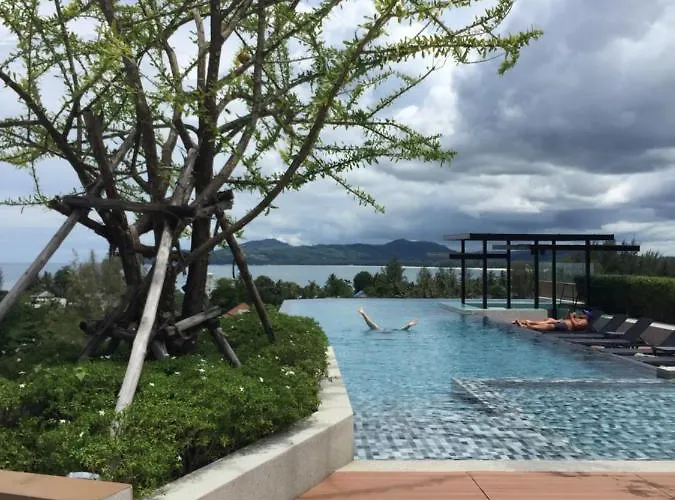 Phuket Apartment Surin Beach