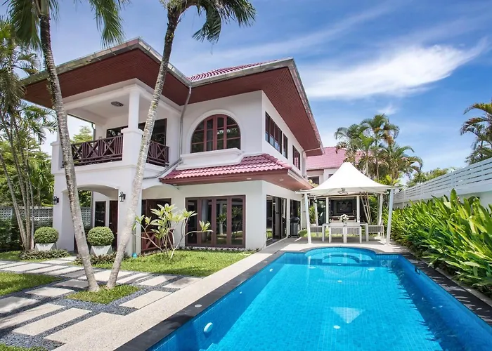 Best Holidays - Oxygen Pool, Sauna, Billard, Gym! 2-Storey Tropical Villa Havana N