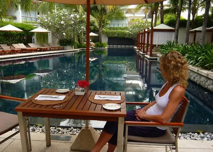 Beachfront 2 Bedroom Luxury Condo Chava Surin