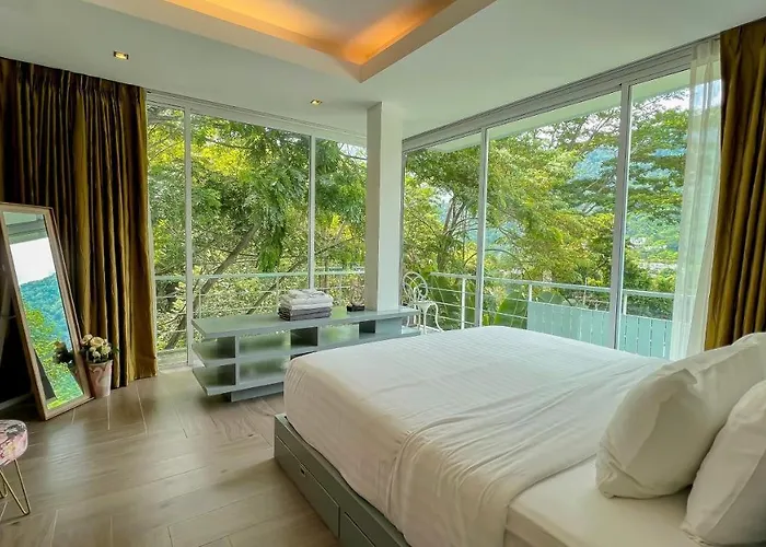 Great View In 81Sqm Top Floor Space In Kamala