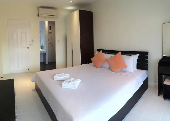 Glitter House Phuket