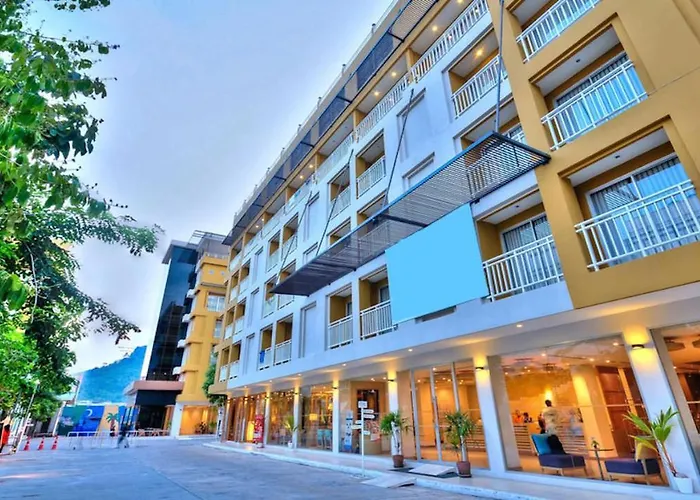 Ashlee Plaza Patong Hotel & Spa