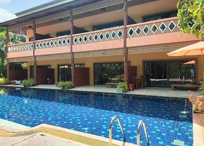 Baan Suan Villas Resort