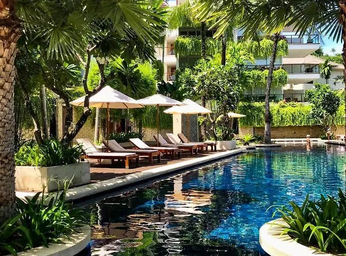 Beachfront 2 Bedroom Luxury Apartment Chava Surin