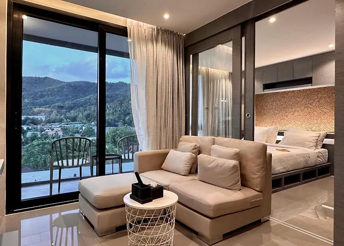 Kamala Beach D76 Exclusive Junior Suite