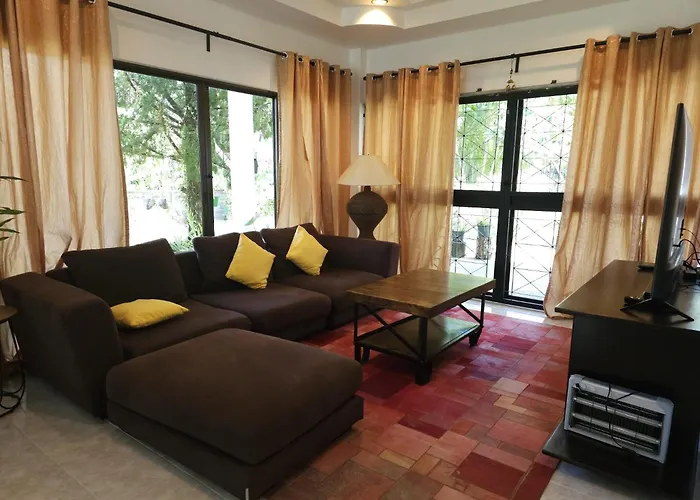 Lovely 2-Bedroom Condo With Pool