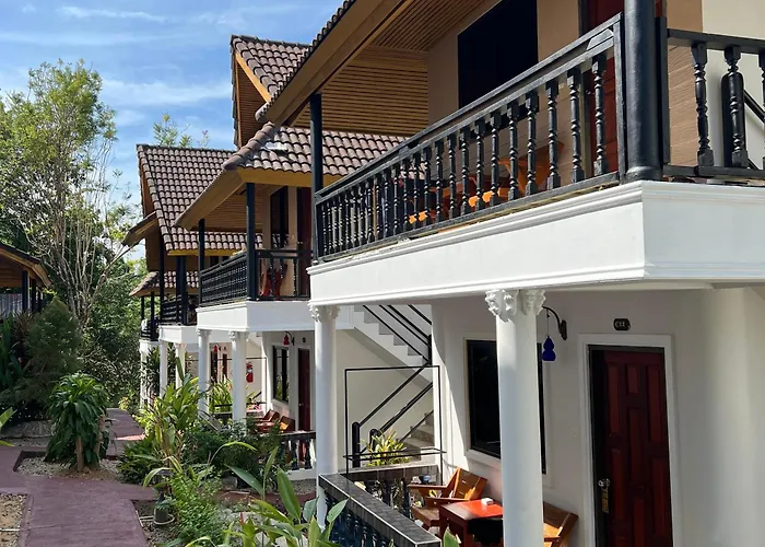 Kata Villa Merit Hill Bungalows