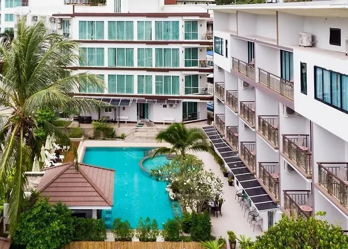 Dipantai Boutique Beach Resort