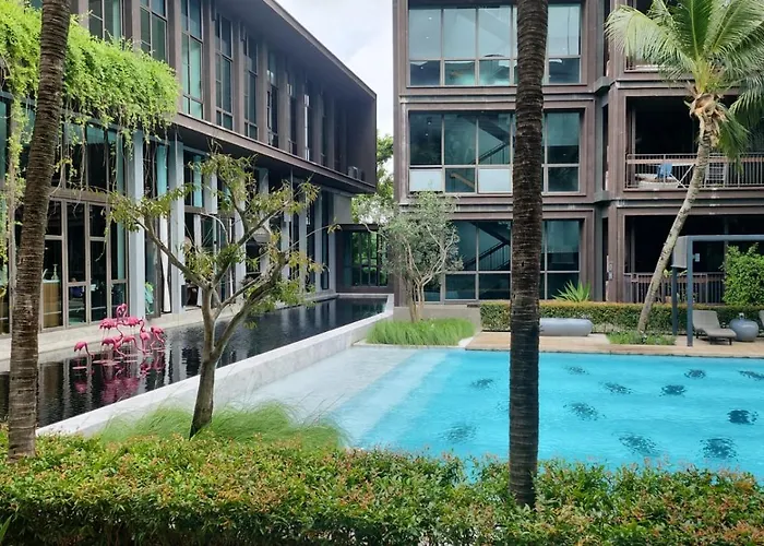 Lucky Holidays In Saturdays Residence