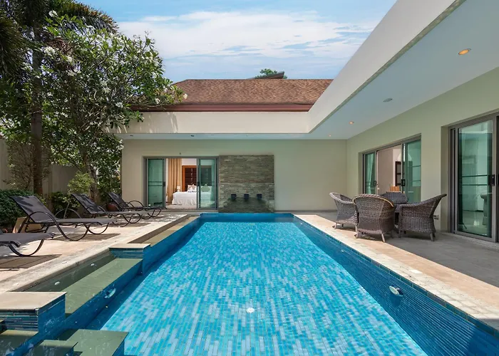 Villa Bond| 3 Bedrooms | Private Pool | 3 Min To Naiharn Beach