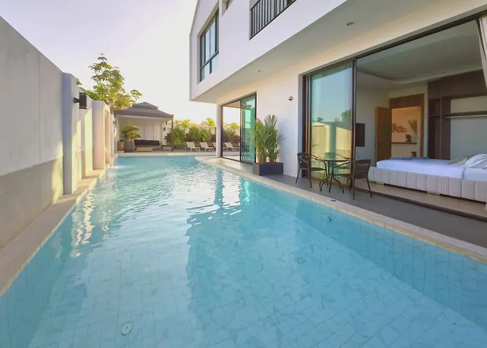 Bangtao Luxury Pool Villa - Prymana