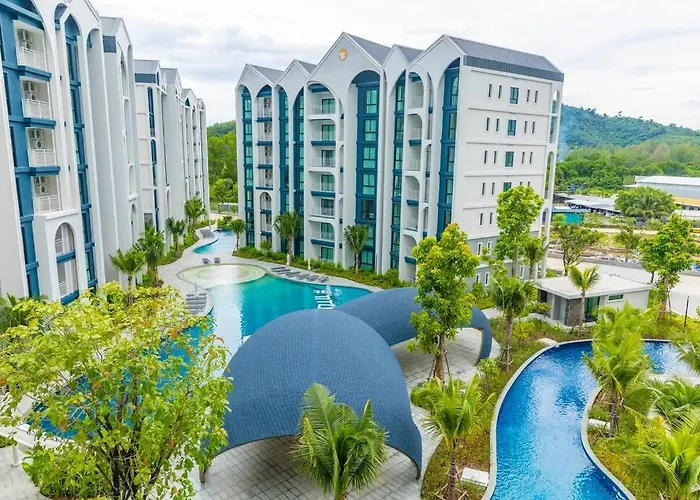 250M Beach 6 Pools Kids Club All In 1 Place ! C111