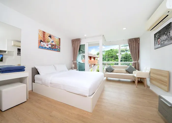 Beach Life & Surf Thrills, Stay At Kata Suite 8-132 In Ozone Residence