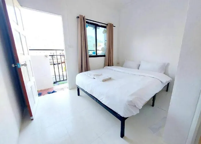 Bao Patong Beach Phuket 3