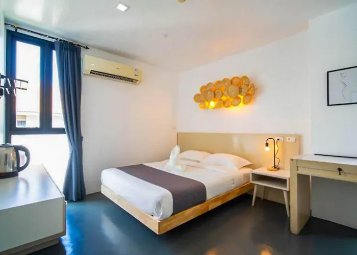 The Thai Guesthouse And Hostel