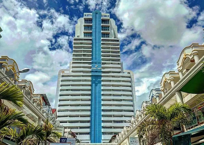 Patong Tower Apartment - Amp