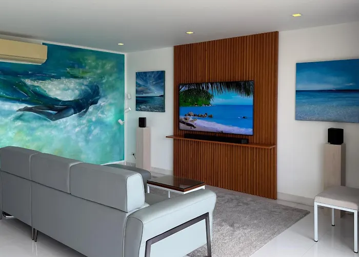 Karon Butterfly Seaview Home