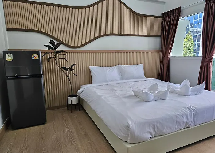 Lub Nai Hostel