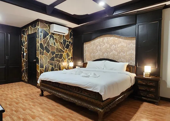 Arya Suites Patong Beach