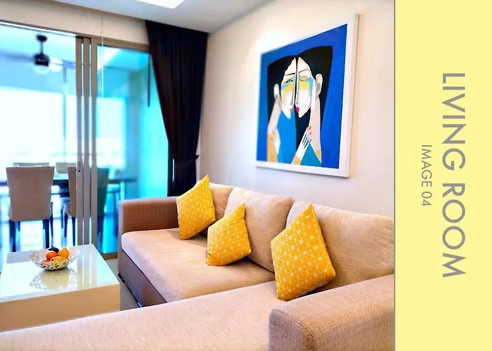 Modern 2-Bedroom Condo In Kamala Near The Beach