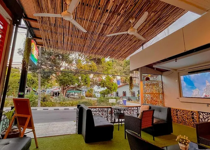 Coco Mountain View Guest House Hotel