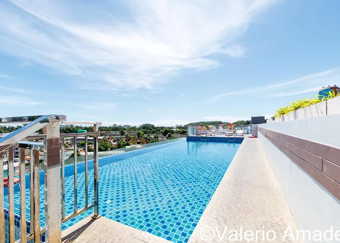 Ozone Condotel Kata Beach By Phr