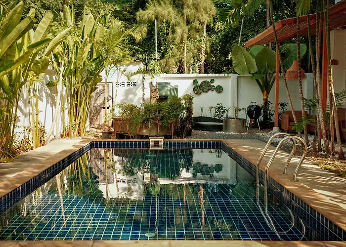 Beachfront Pool Villa
