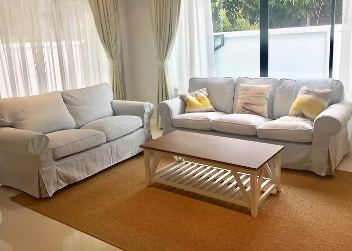 Kamala Beach House - 1 min walk to beach