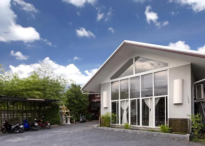 The Lantern Hostel, Chalong ,Phuket