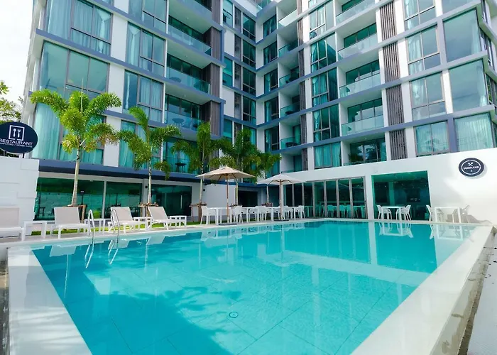 Oceanstone By Holy Cow, 1-Br, Next Building View