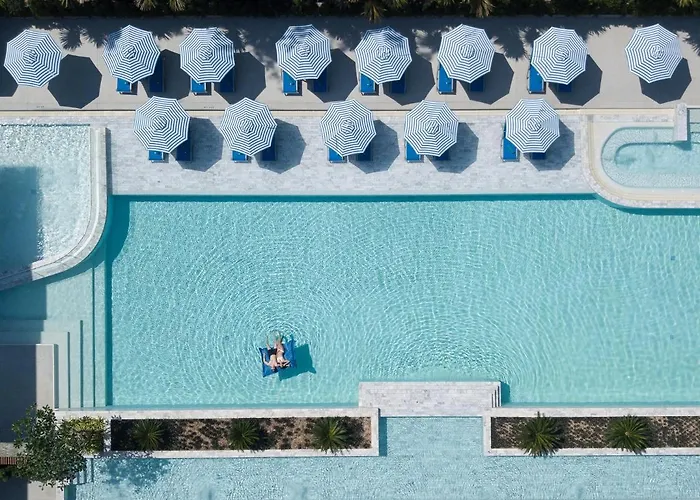 Seabed Grand Hotel Phuket - Sha Extra Plus