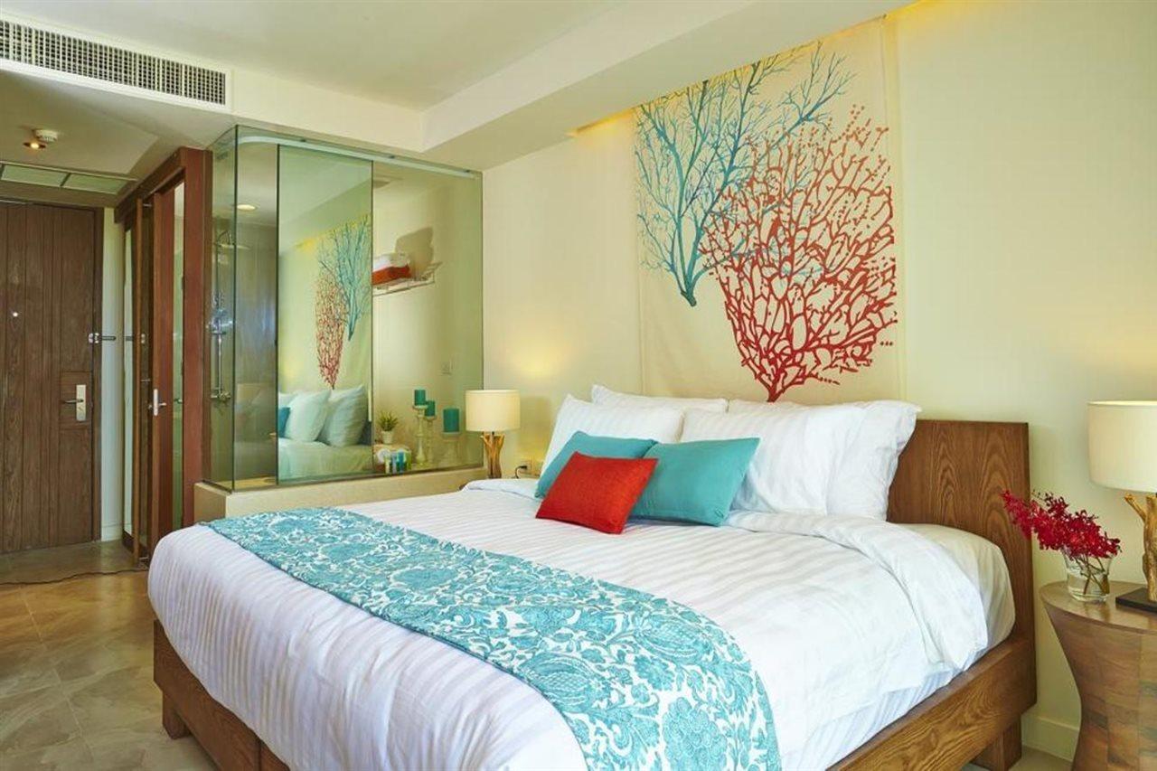 Hotel Bandara Phuket - Sha Extra 4*