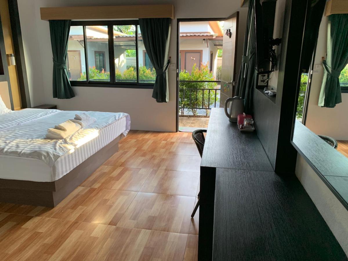 Thalang Resort Apartamento *