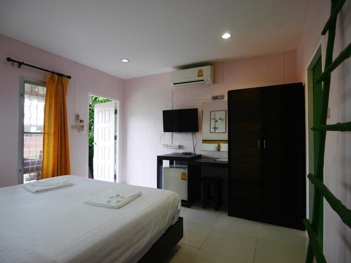 Forest & Mama's Restaurant Resort 2*