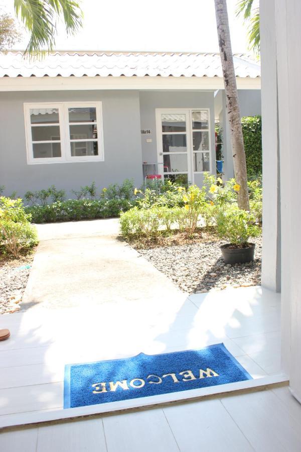 1715 House - White Rhino Tempat peranginan