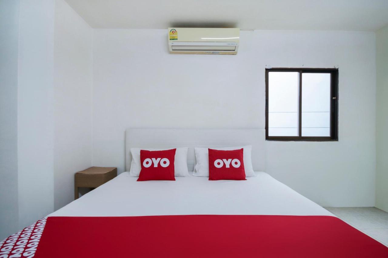 Hotel Oyo 885 And Me House 2*