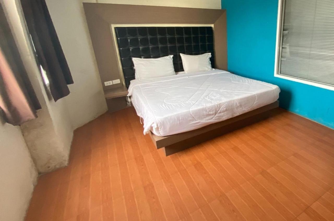 Oyo 75311 Bed One Hotel Phuket