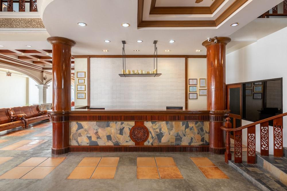 Tempat peranginan Tony Patong