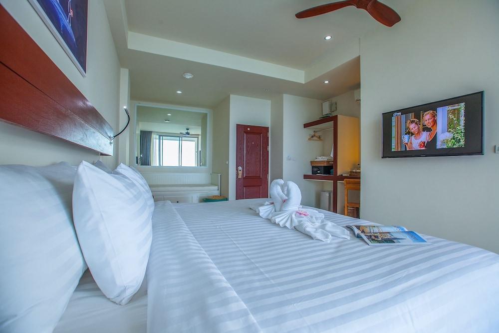 Resort Norn Talay Phuket 4*