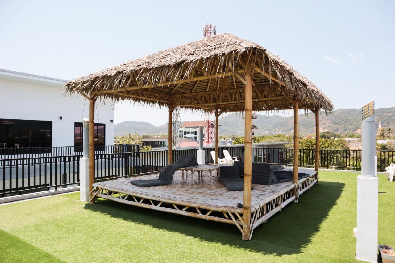 Oyo 854 Baan Phuchalong Hotel Phuket