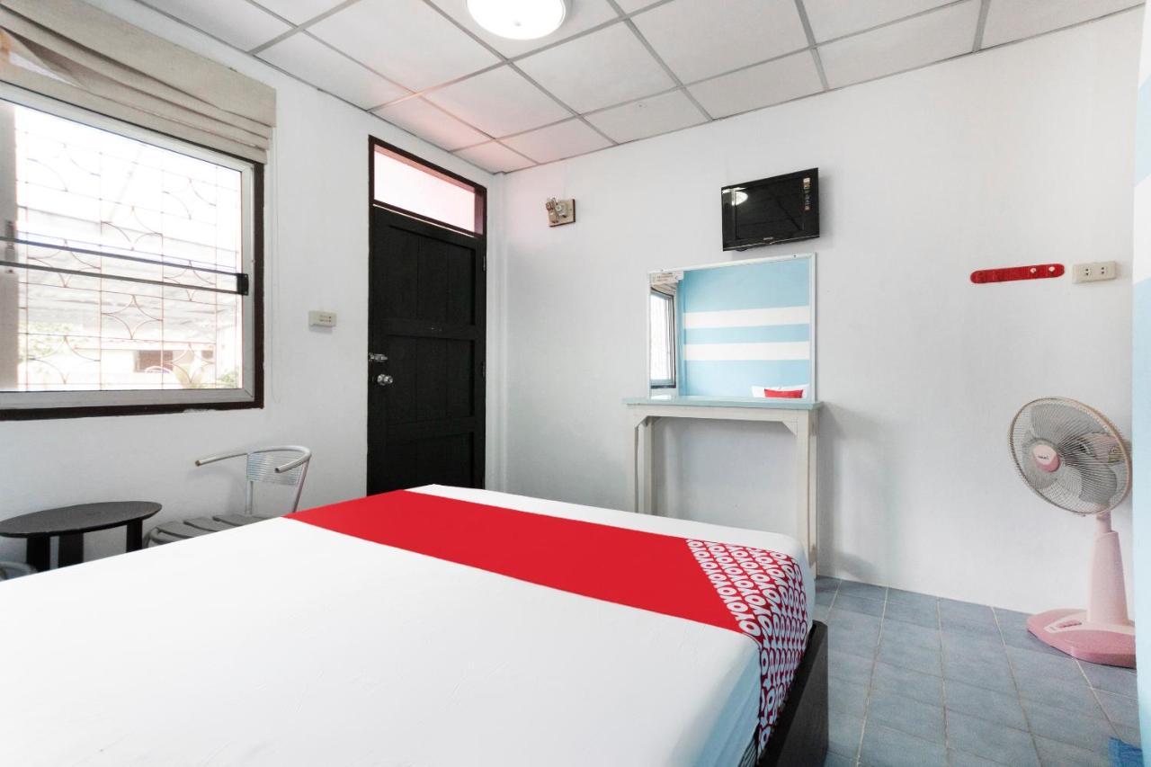 Hotel Oyo 1154 Naiyang House 3*