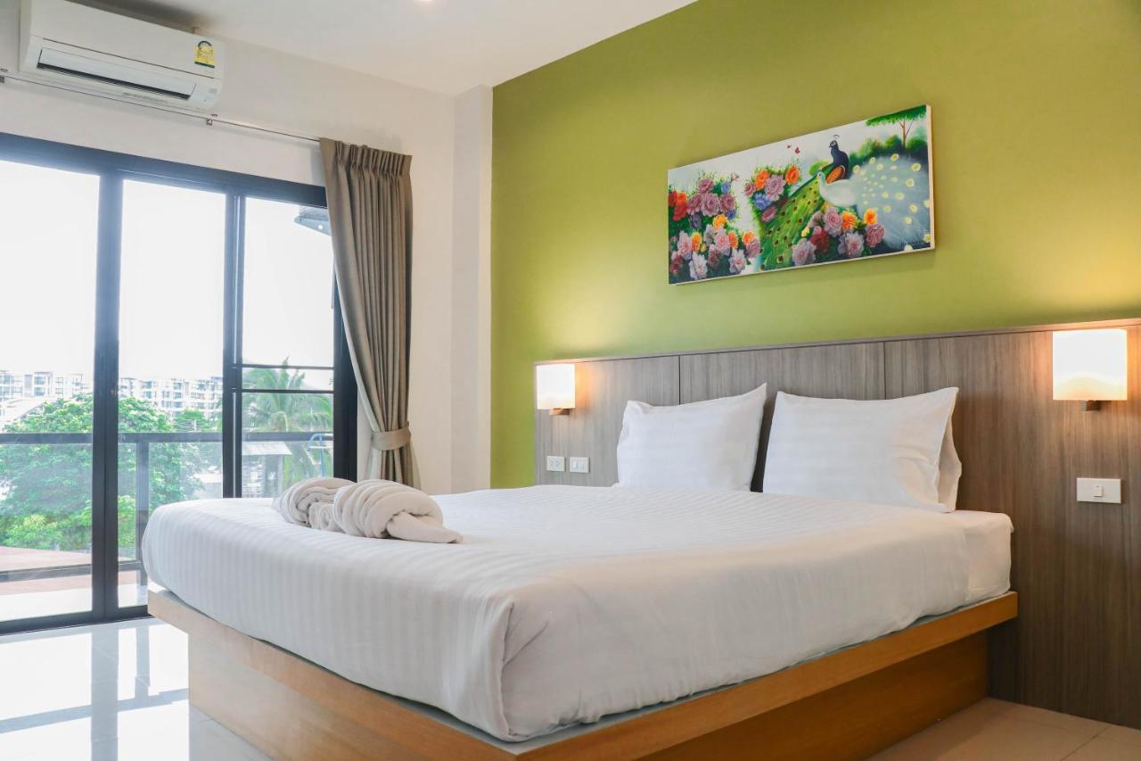 S2 Airport Hotel