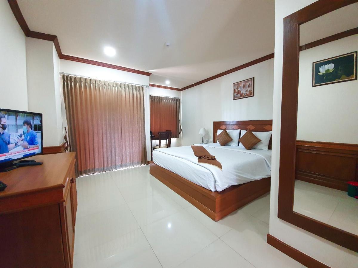 Airport Phuket 4*