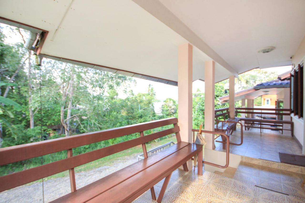 Oyo 75373 Chamil House Hotel Nai Harn