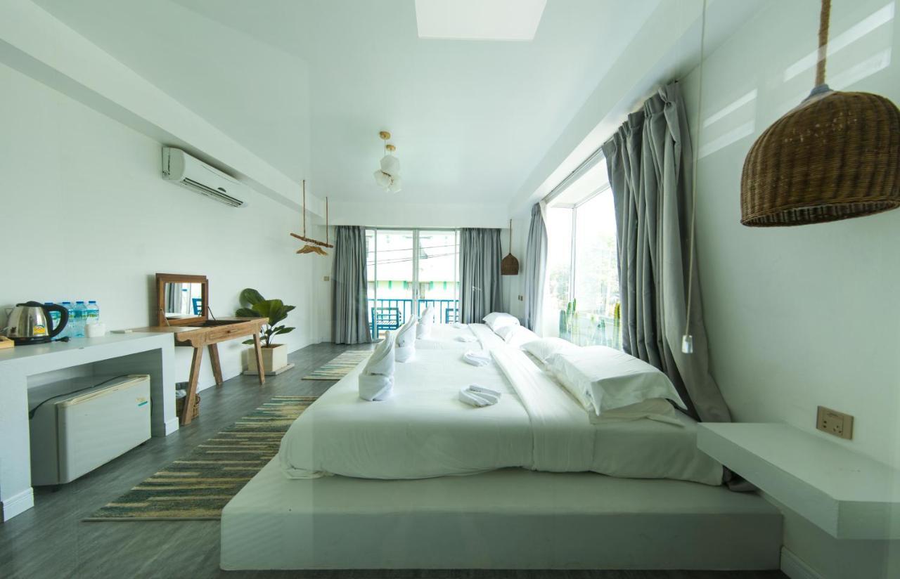 Up 2 You Cafe & Hotel 3*
