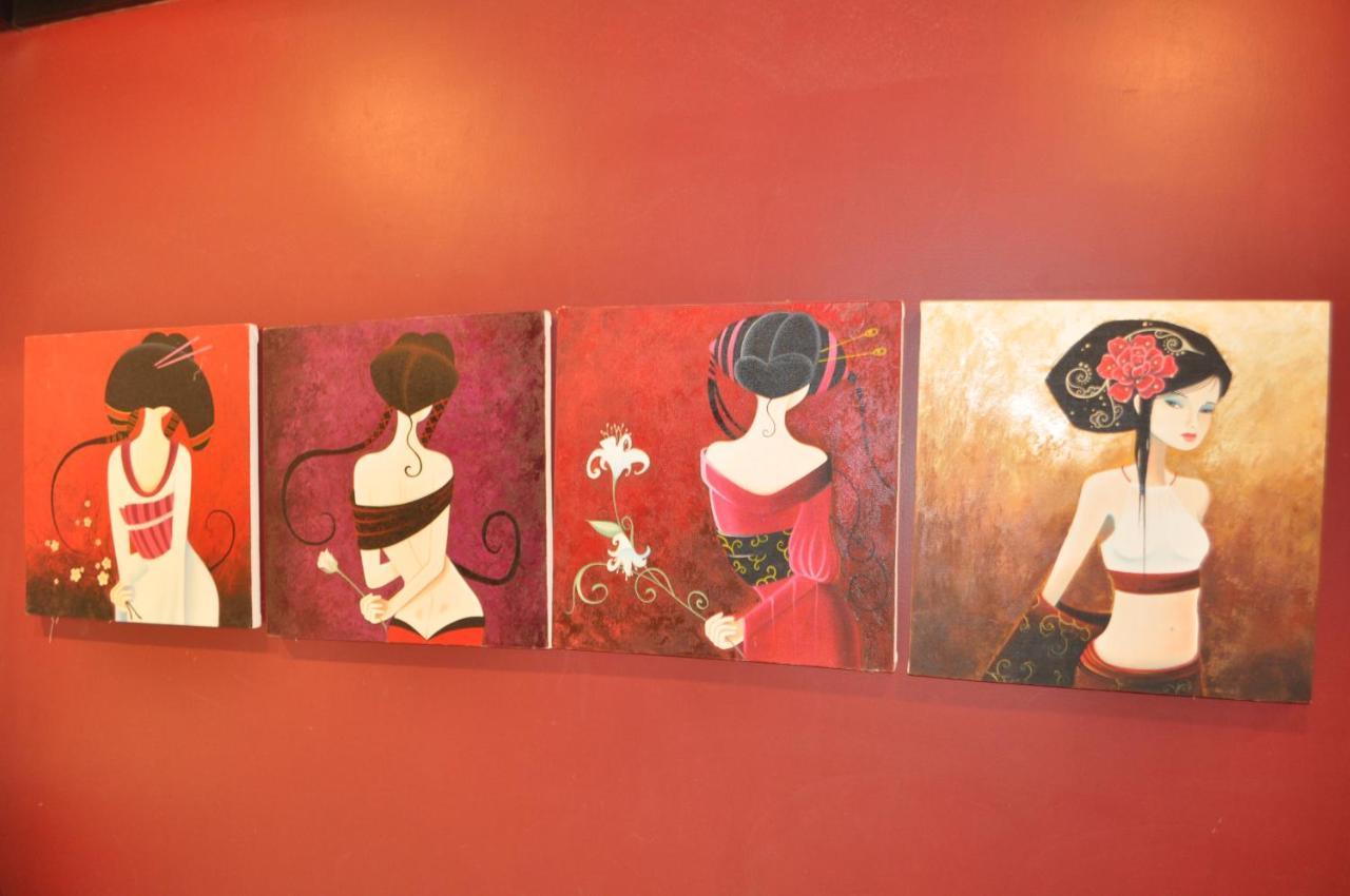 Saladee Gallery Phuket